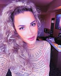 Ready for @90snostalgia.ca 😃 see ya in a bit 🎈#sundayfunday #cosplay ·  Whigfield · Facebook