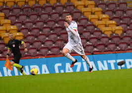 Bu transferde perde arkasındaki ismin ise portekizli isim luis campos olduğu ortaya çıktı. Burak Yilmaz Will Undergo Medical With Lille Today Get French Football News