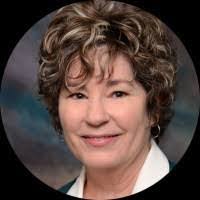 Lynn Gorman's Instagram, Twitter & Facebook