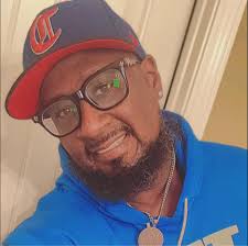 THE BAY YKWTFGOWOTMFW‼️ DIS FRIDAY AND SATURDAY TOMMY T'S COMEDY CLUB… and  I'm bringin my patnas #TheHaHaMafia thru with me… head to  https://tommyts-com.seatengine.com/events/111565 to get ur tix U DIGGG  🫡👑Ⓜ️