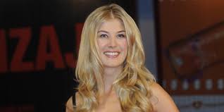Mit 16 wurde sie in das. Rosamund Pike Babyfreuden Tikonline De