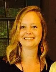 Elizabeth Dargan's Instagram, Twitter & Facebook