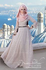 2cdb249483a6d875376aee9c11701ca4 Jpg 600 900 Pixels Hijab Fashion Muslimah Fashion Fashion