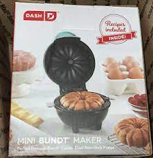 Allow the cake to cool on a rack in the pan. Dash Mini Bundt Cake Maker Mint Pale Green New In Box So Cute Recipes Ebay