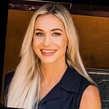 Brett Caswell's Instagram, Twitter & Facebook