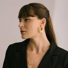 Marin A Link Collana in oro massiccio minimalista fatta a mano 14 carati in  vendita su 1stDibs Italia