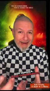 Shorts BOOM Magazine