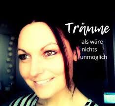 Vera Vogt's Instagram, Twitter & Facebook