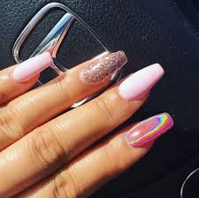 We are here to update you about the latest. 10 Elegant Rose Gold Nail Designs Ecemella