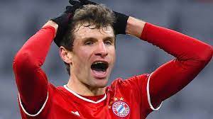 Die regierung weist tschechien und tirol als mutationsgebiete aus. Fc Bayern Munchen Thomas Muller Positiv Auf Corona Getestet