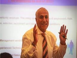 May 29, 2021 · الأهلي المصري عقب تتويجه ببطولة كأس السوبر الأفريقي على حساب نهضة بركان بهدفين دون رد خلال اللقاء الذي جمعهما مساء الجمعة على أرض ملعب ستاد حمد بن جاسم في قطر، يعود الأهلي إلى بطولة آخرى يوم الجمعة المقبلة الموافق 4. Ø­Ø³ÙŠÙ† Ù„Ø¨ÙŠØ¨ ÙŠÙƒØ´Ù Ù…ÙˆÙ‚Ù Ø§Ù„Ø²Ù…Ø§Ù„Ùƒ Ù…Ù† ÙƒØ£Ø³ Ù…ØµØ± ÙˆØ§Ù„Ø¯ÙŠÙˆÙ† Ø±Ù‚Ù… ÙŠØ®Ø¶ Ø¹Ø¬Ù…Ø§Ù† Ø¨Ø±Ø³