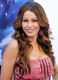 We really love the chocolate caramel blend because it makes her look natural and fresh. Sofia Vergara S Natural Hair Color Popsugar Beauty
