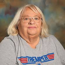 What are economical transportation options from Wisconsin Dells to Steven's  Point?