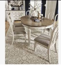 Pin By Karen Homanick On Chalk Paint Furniture Farmhouse Dining Rooms Decor Chic Dining Room Country Dining Rooms