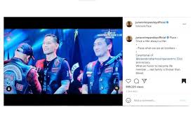 Susu kotak meme, susu kotak meme ini viral karena sebuah susu kotak banayk di jadikan sebuah meme oleh para editor. 7tdemzitj9kxfm