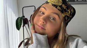 Sam Zegelink (22) heeft een succesvol upcyling merk