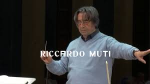 The first edition of the riccardo muti italian opera academy in asia took place from may 22 to 29 eight days of intensive work on the italian opera for young musicians selected by riccardo muti. Muti Wiener Philharmoniker Mozart Bruckner Opern Konzertkritik Berlin