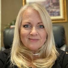 Alyssa Vandegrift's Instagram, Twitter & Facebook