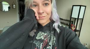 Devin Shack's Instagram, Twitter & Facebook