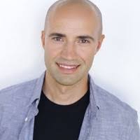 Samuel Breen's Instagram, Twitter & Facebook