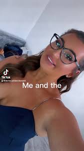 Lauren (@lauren.amber.leonard)