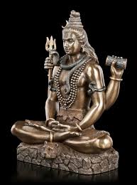 Lakshmi ist die hinduistische göttin des glücks, der liebe und der fruchtbarkeit, des wohlstandes, der gesundheit und der schönheit. Mobel Wohnen Lakshmi Figur Gross 65 Cm Statue Indische Hindu Gottheit Gott Buddha Veronese Skulpturen Statuen