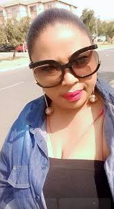 This girl did nothing wrong she was just proud and happy of herself,🙏🙏  forgive her if she wronged you please understand and look where she came  from,,it's very far🙏🙏🙏🙏 she came a