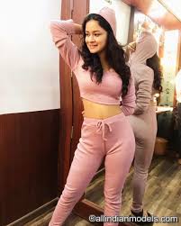Pin On All Indian Beauties And Models Последние твиты от avneet kaur (@iavneetkaur). pin on all indian beauties and models