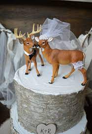 Buck Doe Wedding Cake Topper Bride And Groom Hunting Themed Etsy Hunting Wedding Cake Toppers Hunting Wedding Cake Hunting Wedding