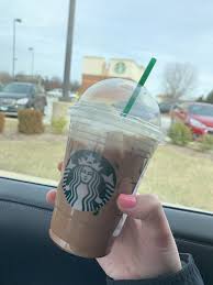 Black And White Mocha The Best Drink Ever Iced Black White Mocha Fun Drinks Starbucks Iced Coffee Bottle Coffee Bottle