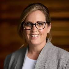 Sue Eddy's Instagram, Twitter & Facebook