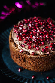 Ich kann sogar das haus so kochen, dass es nach vanille riecht. Brownie Torte Mit Schokoladenmousse Und Granatapfel Trickytine