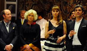 He is an actor and producer, known for ешь, молись, люби (2010), уроки шоколада (2007) and solo un padre (2008). Un Boss In Salotto Backstage Foto E Clip Newscinema Rivista