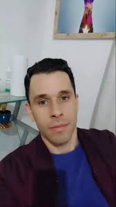 🎵 Cantar no es solo emitir sonido... es revelar quiénes somos por dentro.,  En este video interpreto “Deja que salga la luna” desde tres lugares del  cuerpo:, 🟤 Pecho