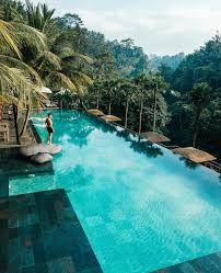 Bali Indonesia On Instagram Roughly Halfway In Between Canggu And Ubud Bali Cangg Schone Hotels Im Freien Luxusschwimmbader