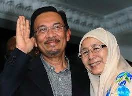 Wan azizah binti wan ismail (jawi: Wan Azizah Wan Ismail Chinese Ancestry As Malaysians Prepare For Elections Wan Azizah Wan Ismail Leader Of The Opposition And Wife To Imprisoned Former Deputy Prime
