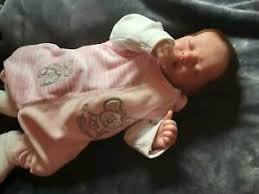 She is a perfect newborn size with full legs and full arms. Reborn Baby Laura Lee Eagles Ebay Kleinanzeigen