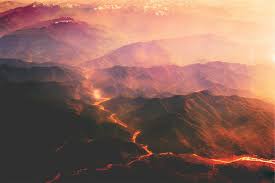 The picturesque view of the mountains, the sun and the contours of the mountain tops in the sunlight at sunset. Landscape Photography Mountains Top View Lava Mountain Volcanoes Magma Piqsels