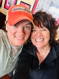 Dawn Shirey (@ontheroadwithdawnandclea) • Instagram photos and videos