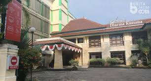 Bojonegoro ist in jawa timur und hat etwa 86.600 einwohner. Pln Beri Kelonggaran Pada Manajemen Hotel Gdk Bojonegoro Beritajatim Com