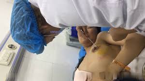 医院偷拍-熟妇乳房上药冒白浆全程录像