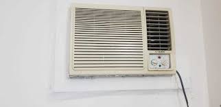 Used Window Air Conditioners Buyers In Dubai 0524033637 Sharjah Kargal Classifieds Uae Window Air Conditioners Dubai House Shifting