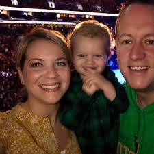 Kim Walle's Instagram, Twitter & Facebook