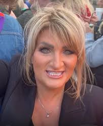 Happy New year !! What can I say here we are 2025 🥂🍾🩷 Thankyou to you  all for following my boutique, some of you have been with me for six years  now