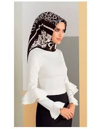 Armine Giyim Sonbahar Kis Tesettur Bluz Ve Gomlek Modelleri Moda Stilleri Giyim Spor Giyim