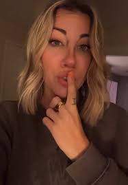 Jenna (@mommyjennaslittlesecret)’s videos with original sound