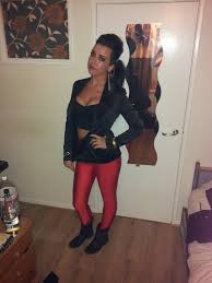 Lea Dobson (@LeaDobson)