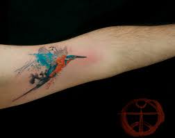 another little hummingbird beautiful colors artist koray karagozler galata tattoo beyoglu turkey