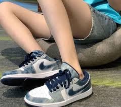Pin On Air Jordan 1 Low Se Washed Denim