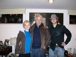 Giuliano gemma nel sito archeologico di teotihuacan, in messico, durante una pausa della visita agli atleti italiani alle olimpiadi di città del messico, nel 1968. 21 April 2010 Bud Spencer Dokumentarfilm